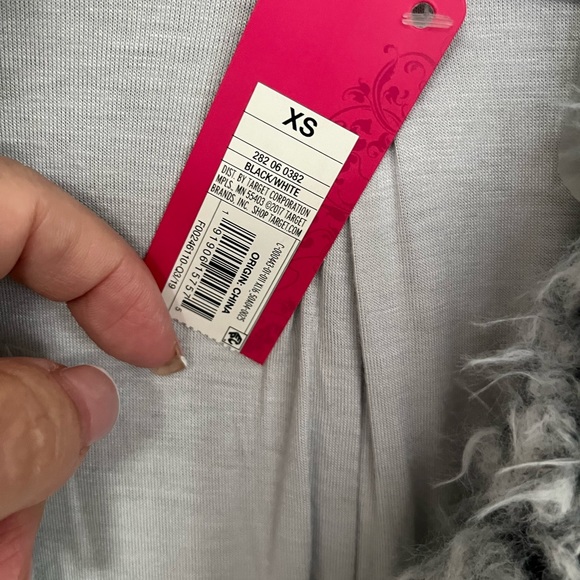 SHAGGY FAUX FUR JACKET - Picture 4 of 9